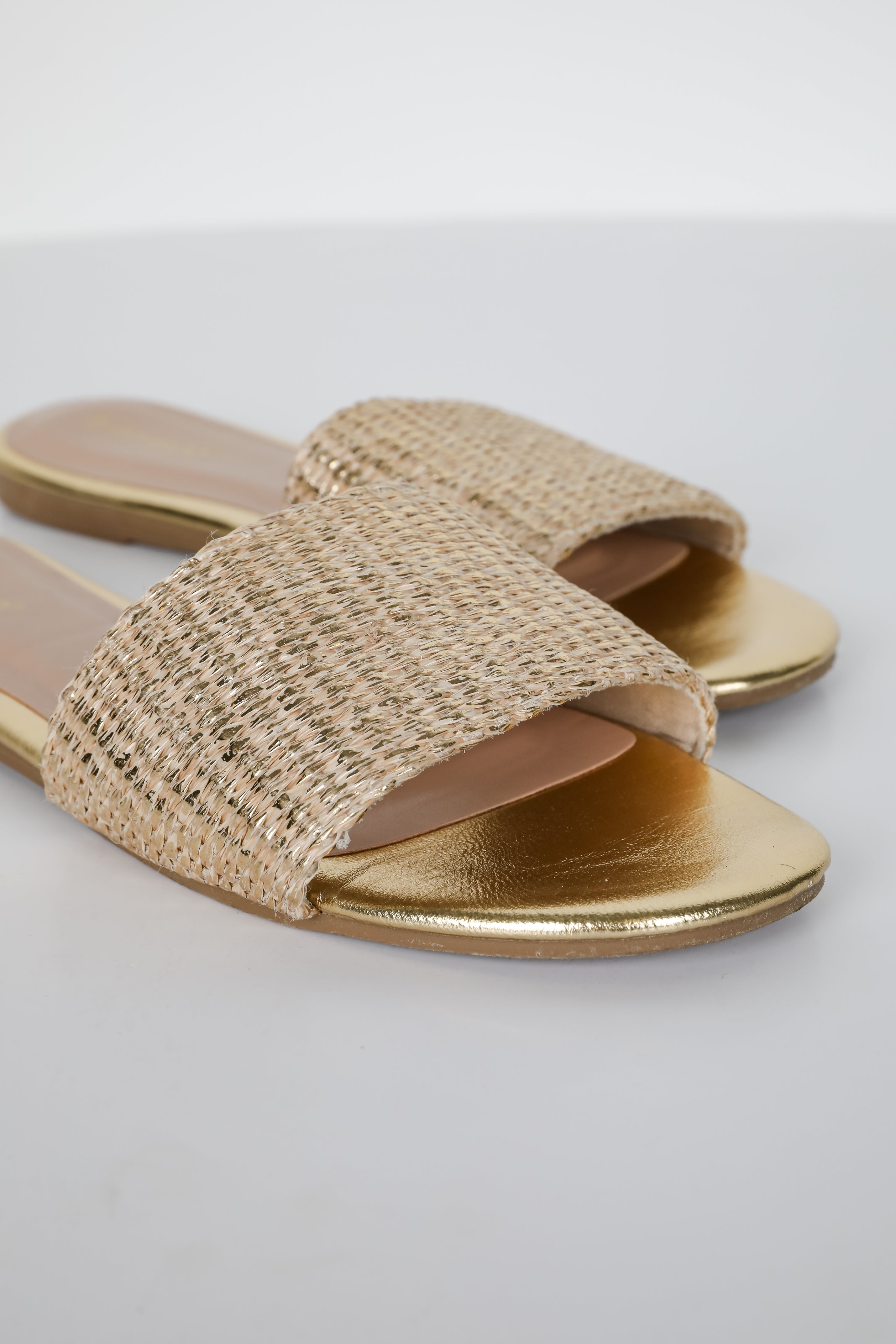 FINAL SALE - Try To Keep Up Slide Sandals