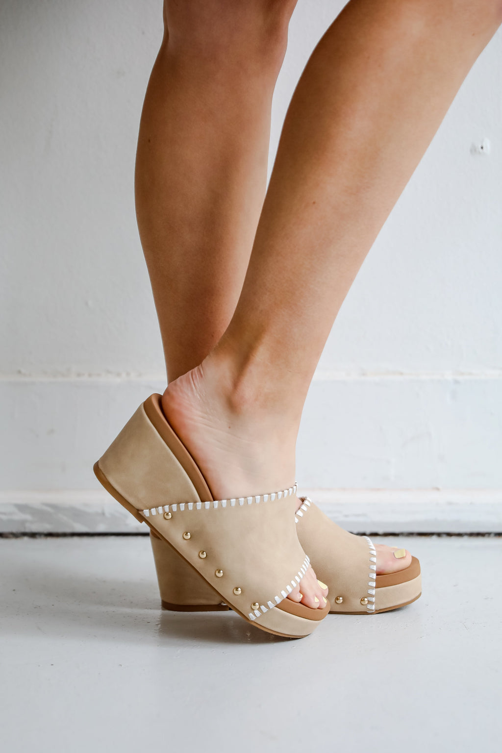 FINAL SALE - Starting The Day Nude Platform Wedges